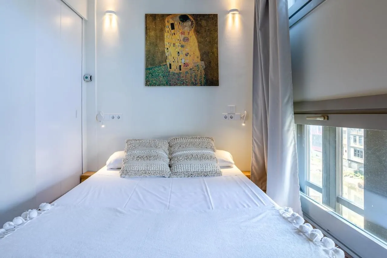 Libertat Bergamota Apartment Girona